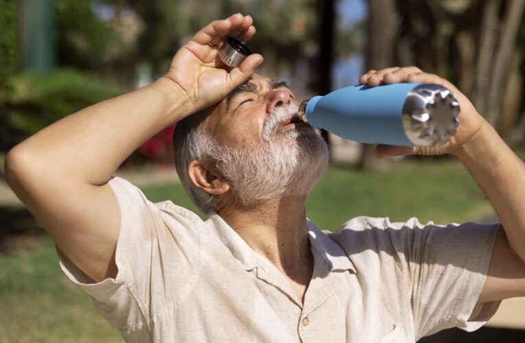 Más allá de la sed: descubre los signos ocultos y cómo mantenerte bien hidratado